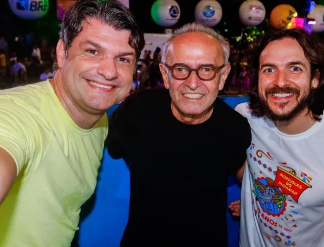 Muriçocas do Miramar viram cenário de ‘Carnaval da Paz’ entre Leo Bezerra e lideranças da situação e oposição na PB