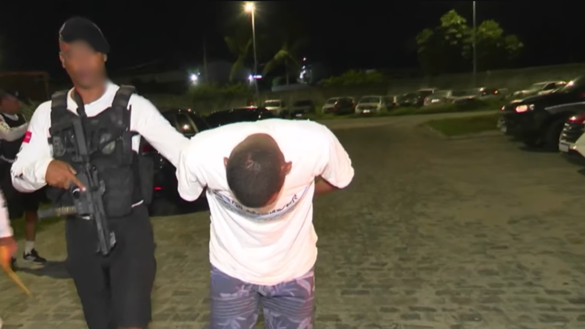 Dupla é presa após assaltar e espancar juiz durante caminhada na Orla de João Pessoa