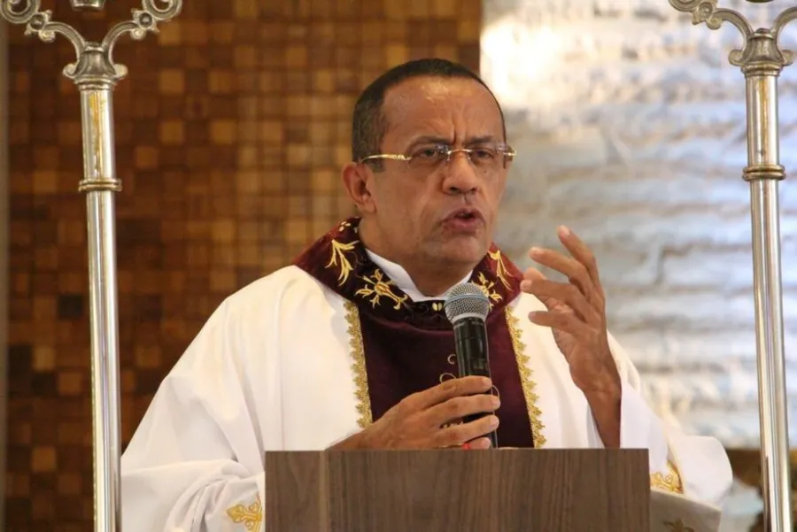 Padre Egídio é condenado a devolver mais de R$ 11 milhões por desvios no Hospital Padre Zé