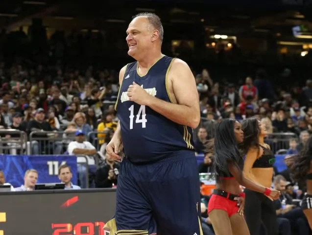 Oscar Schmidt, maior ídolo do basquete brasileiro, morre em SP aos 68 anos