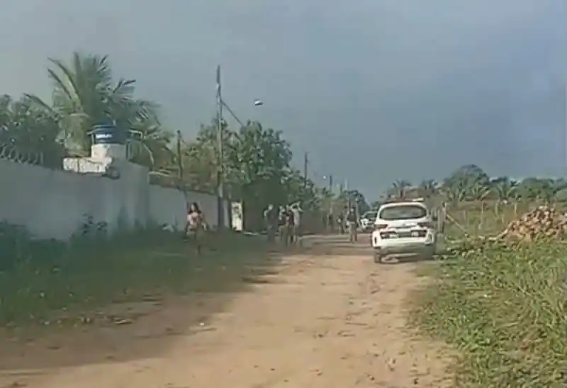 Grupo armado invade festa em Santa Rita com ataque a tiros e mata três pessoas