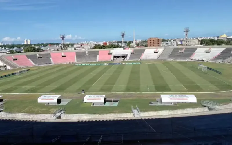 Estádio Almeidão recebe jogo da Copa do Nordeste entre América de Natal e Fortaleza